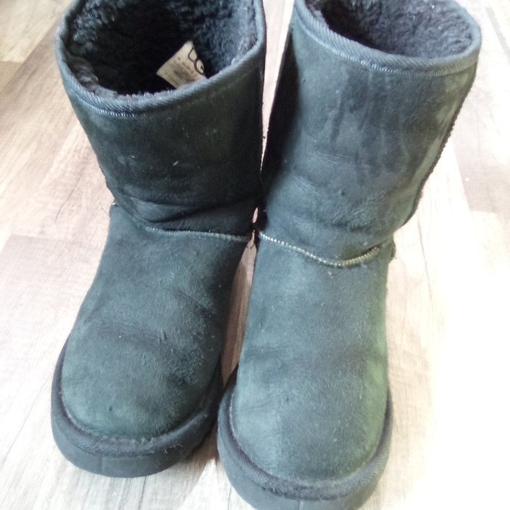 UGG Black suede boots size 8